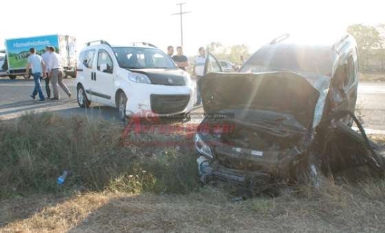 Çorlu'da Trafik Kazası: 5 Yaralı