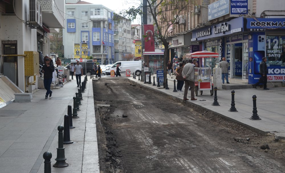 Şehit Teğmen Yavuzer Caddesi'nde Çalışma Başlatıldı 