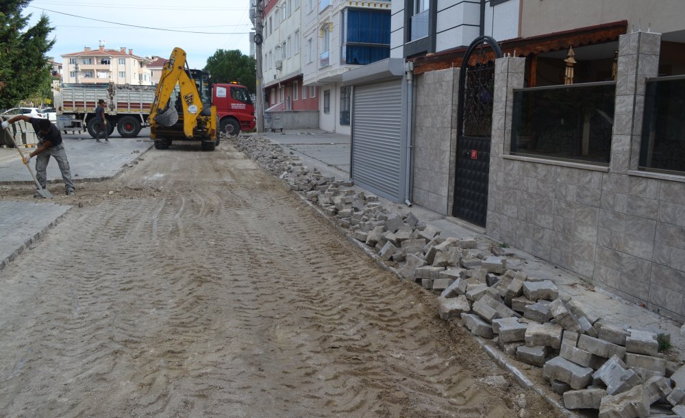 Parke Taşı Çalışması Dikkat Çekiyor