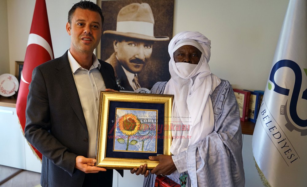 Başkan Sarıkurt, Nijer Heyetini Ağırladı