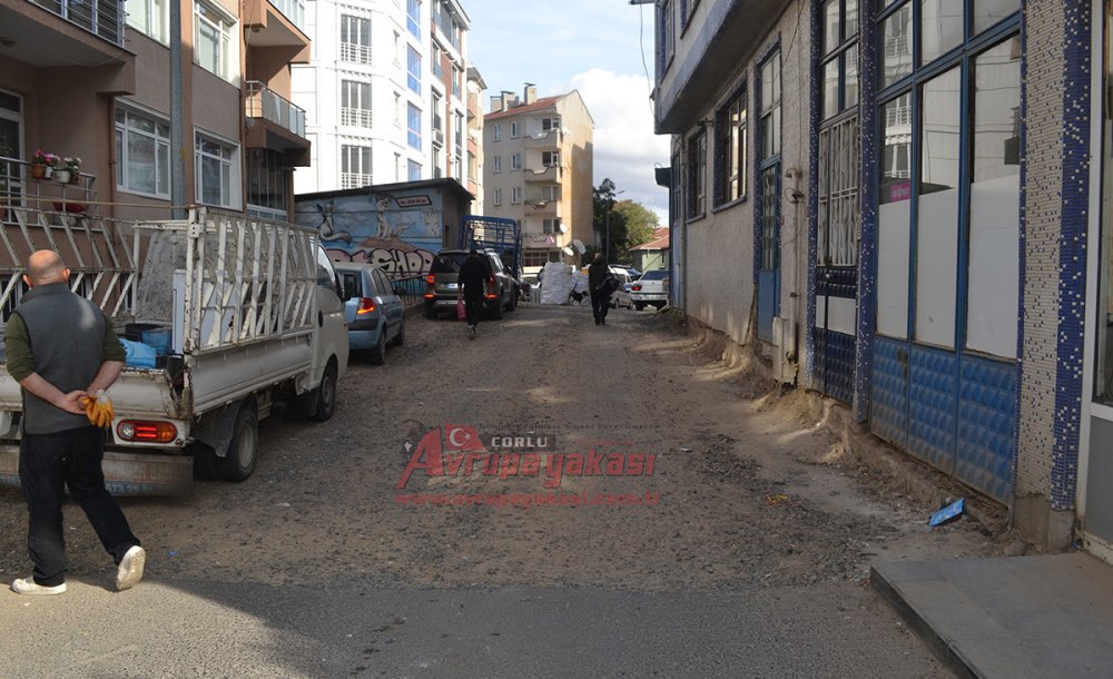 O Sokak Çekçekçilerin Geçiş Güzergahı Oldu