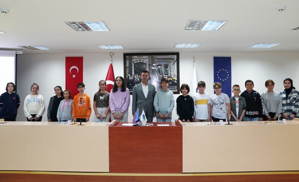 Çocuk Meclisi 2. Dönem Üyeleri Göreve Başladı