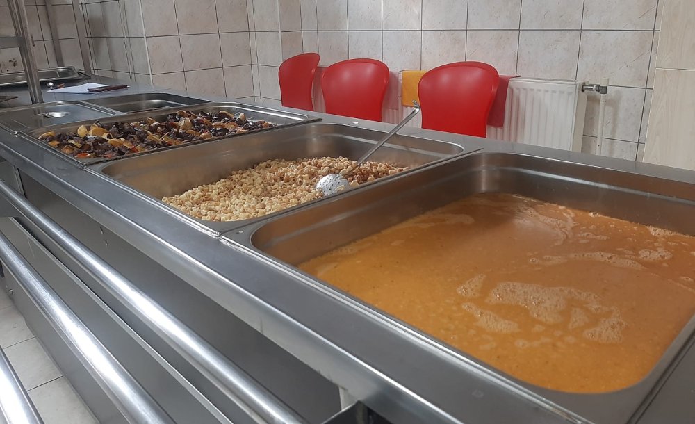  Güzel Yemekleriyle Örnek Okul!