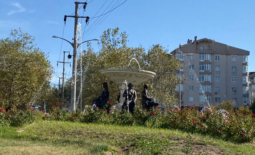 Fıskiyelerdeki Ahenk Görenleri Şaşırttı
