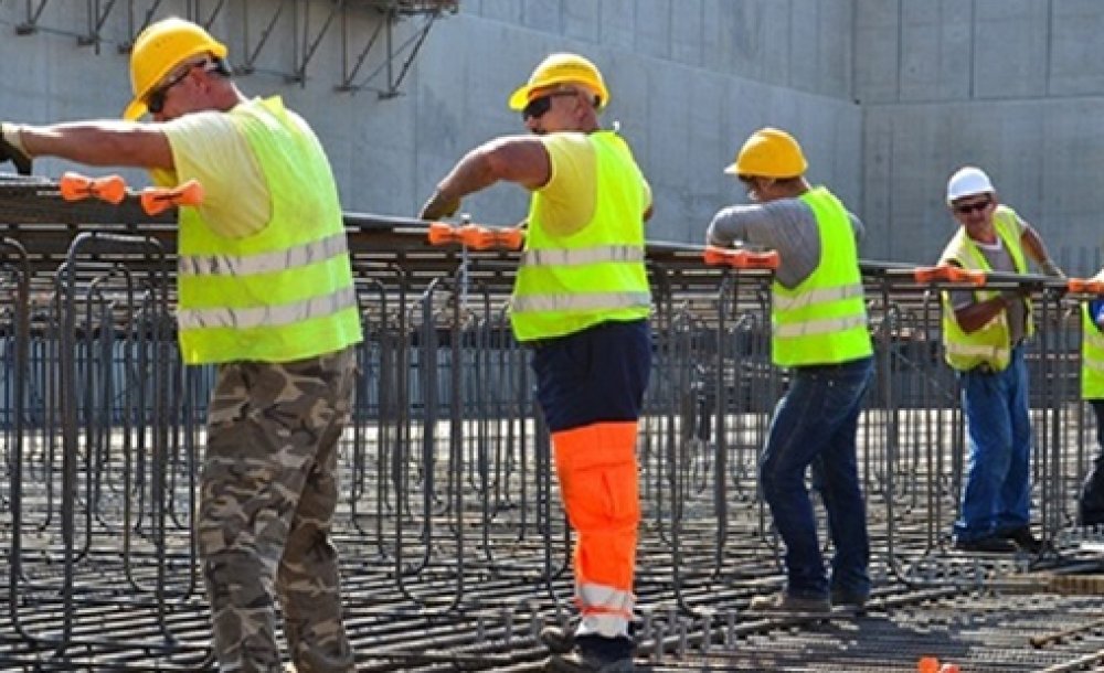 İnsan Onuruna Yakışan Bir Asgari Ücret İstiyoruz!