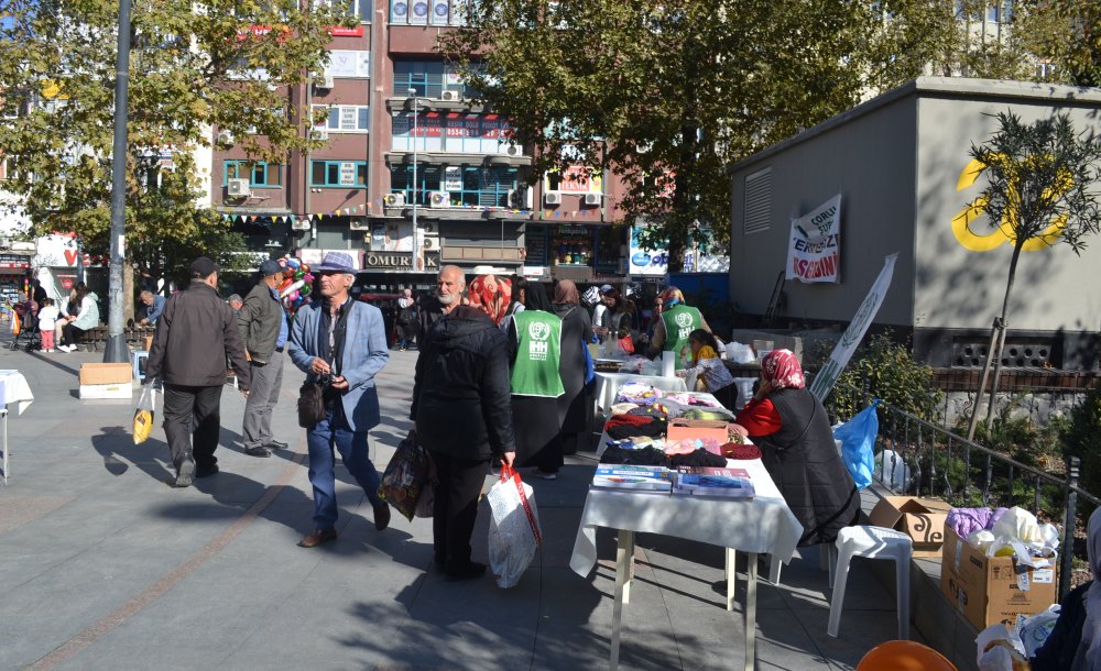 İhh Kermesi Büyük İlgi Gördü 