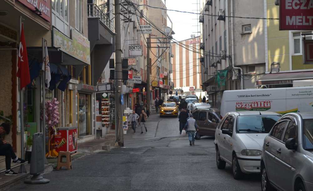Akıncılar Caddesi Allah'a Emanet