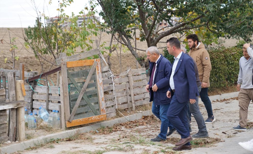 Başkan Sarıkurt Zafer Mahallesi'nde İncelemelerde Bulundu 