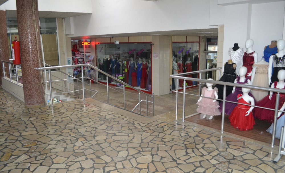 İşçanlar Çarşısı Sezonu Kapattı 