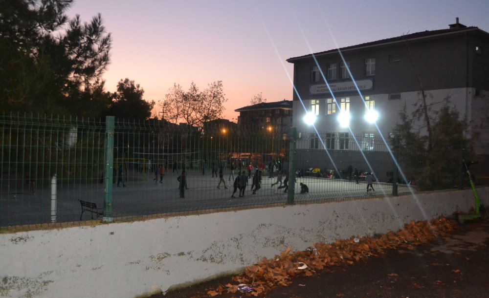 Öğrenciler Karanlığa Teslim!