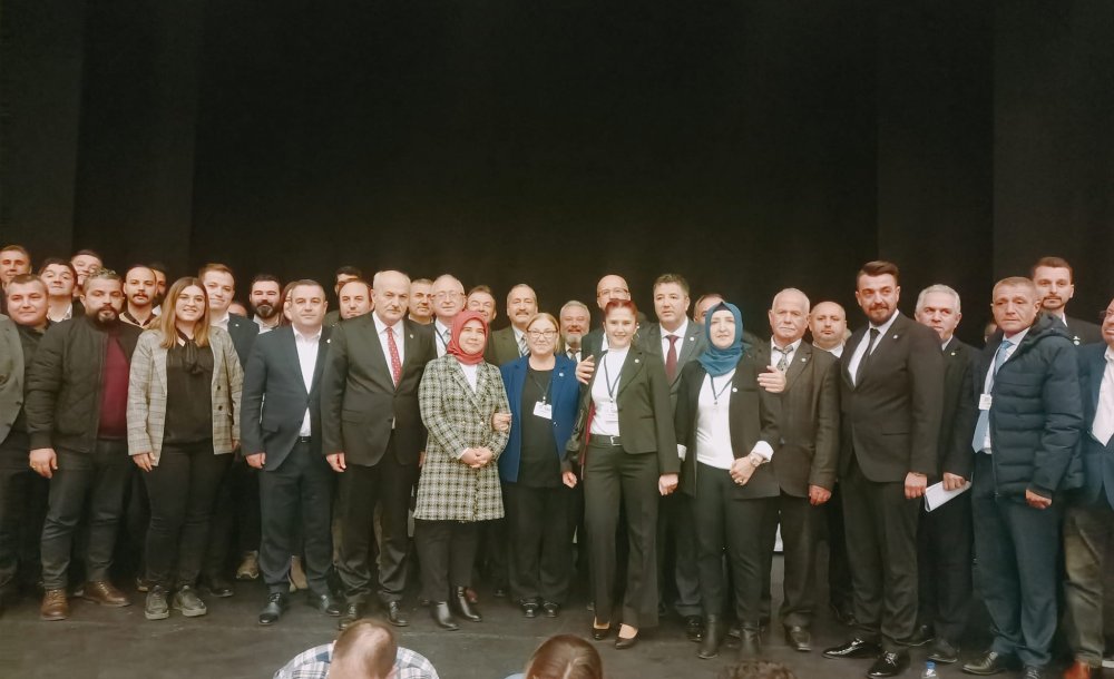 İyi̇ Parti'de İpi Göğüsleyen Akın Yılmaz Oldu