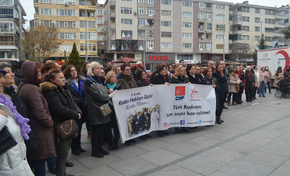 5 Aralık Dünya Kadın Hakları Günü Kutlandı 