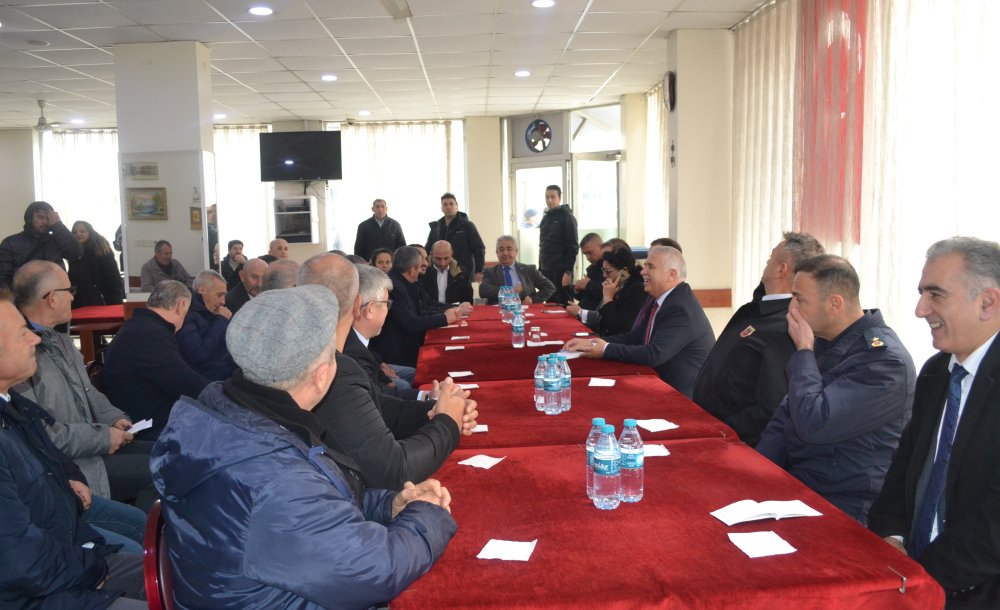 Vali Yıldırım, Vatandaşın Sorunlarını Dinledi 