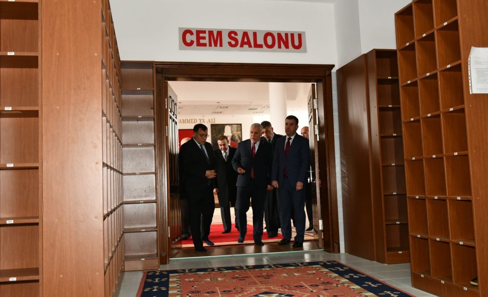 Vali Yıldırım, Vatandaşın Sorunlarını Dinledi 
