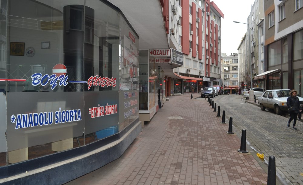Çorlu'da Soğuk Hava Etkili Oldu 