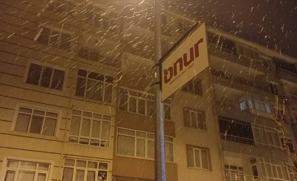 Çorlu'ya İlk Kar Yağdı 