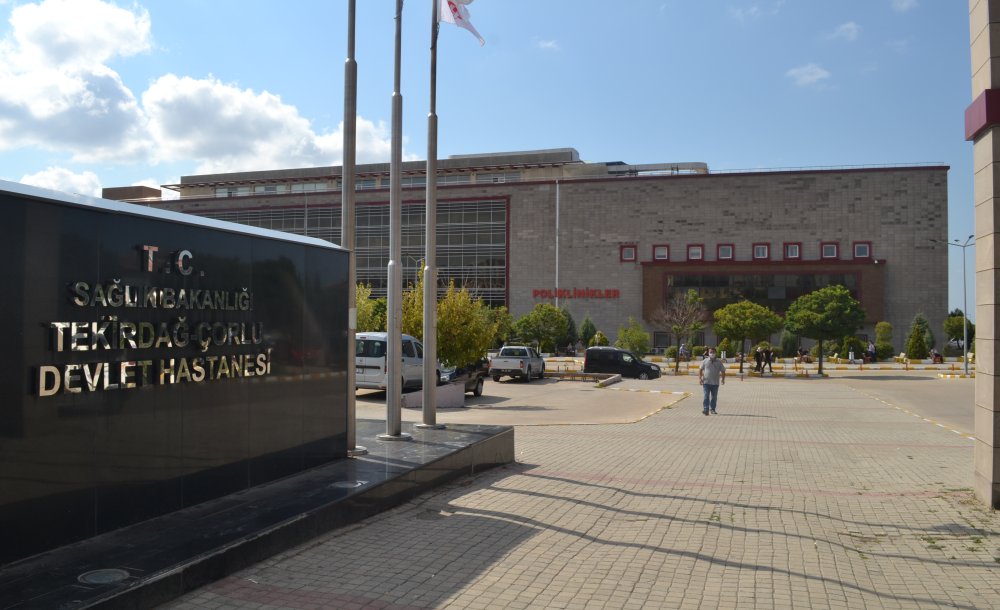 1 Milyon 900 Bin Hasta Muayene Edildi 