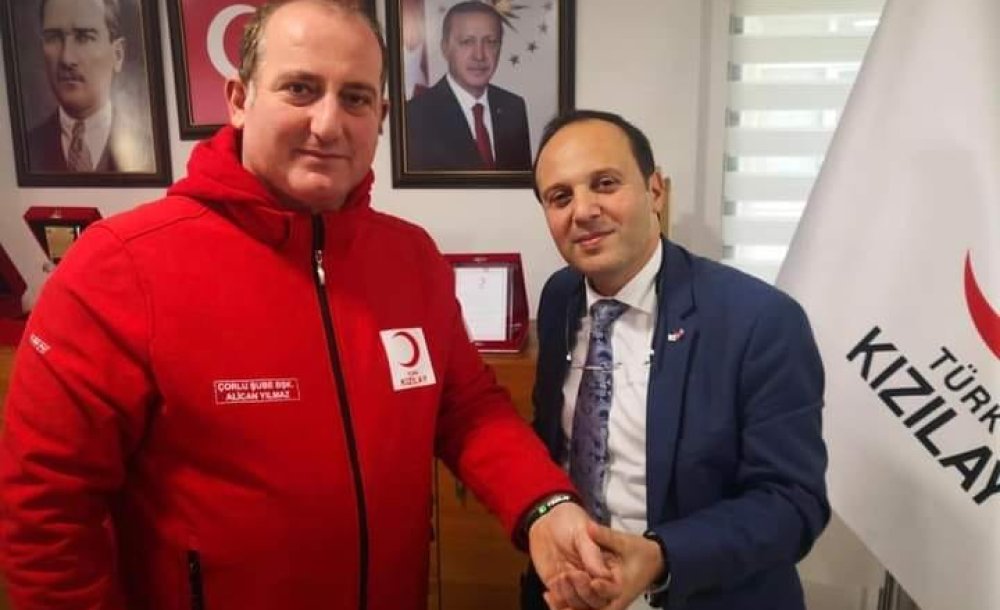 Yeşilay'dan Kızılay'a Ziyaret 