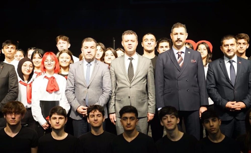 İstiklal Şairimiz 86'Incı Ölüm Yıl Dönümünde Anıldı 