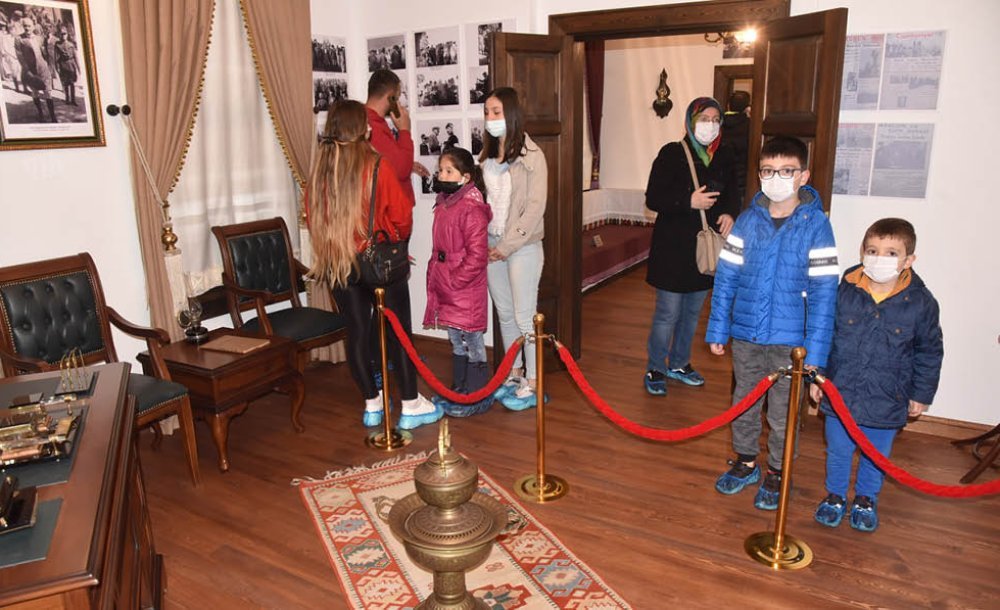 Bir Yılda 33 Bin Ziyaretçi 