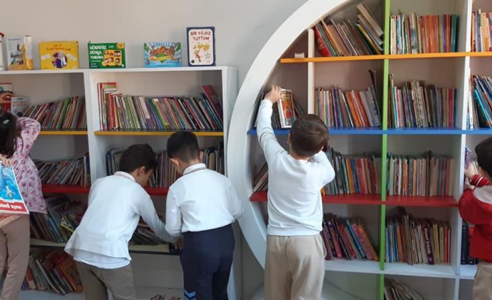 Çorlu'da Kütüphanesiz Okul Kalmadı 