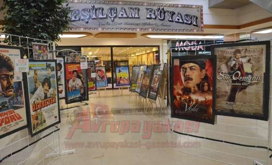 ‘Yeşilçam Rüyası' Orijinal Türk Filmleri Afişi Sergisi Devam Ediyor