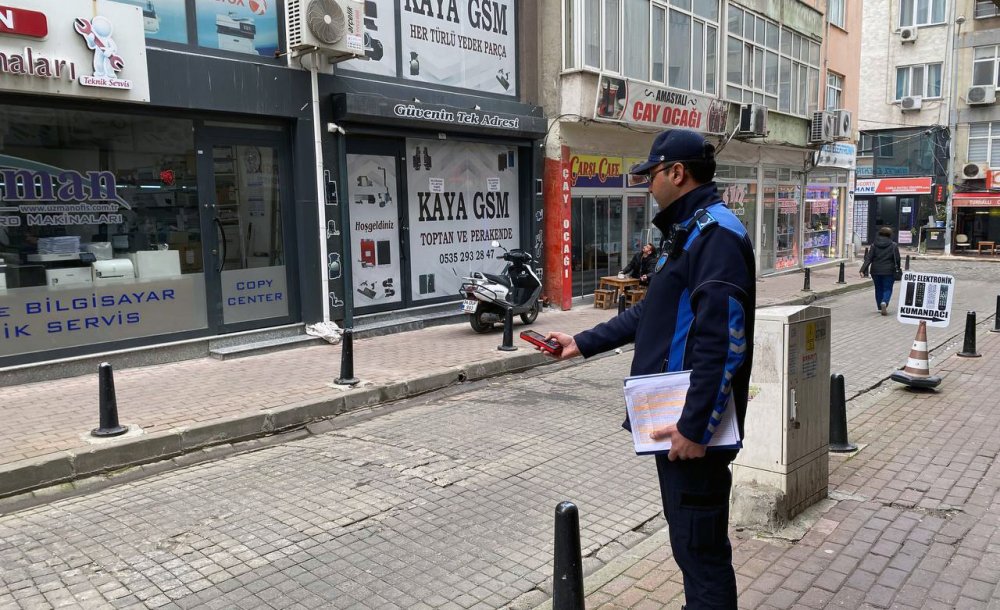 Zabıta Ekiplerinden İlan Ve Reklam Vergisi Denetimi