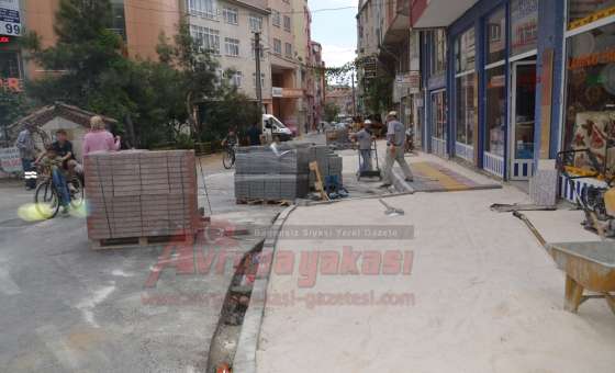 Çorlu Belediyesi'nden Kaldırım Çalışması