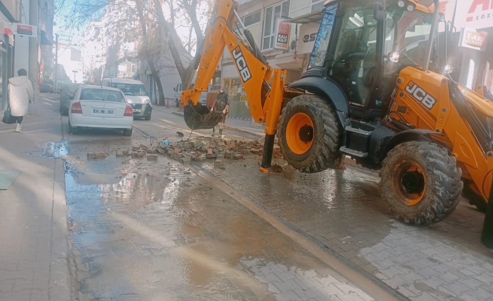 Mandıracı Caddesi Göle Döndü!