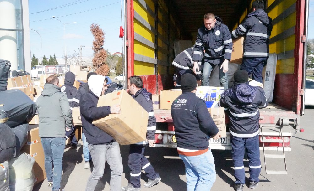 Ergene'den Deprem Bölgesine 4 Yardım Tir'ı Yolladı