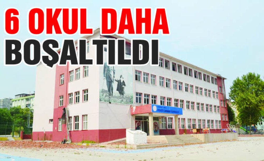 Çorlu'da 6 Okul Daha Boşaltıldı 