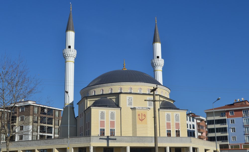 Ertuğrul Gazi Camii Kendini Gösterdi