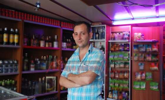 Esnaf Kepenk İndiriyor