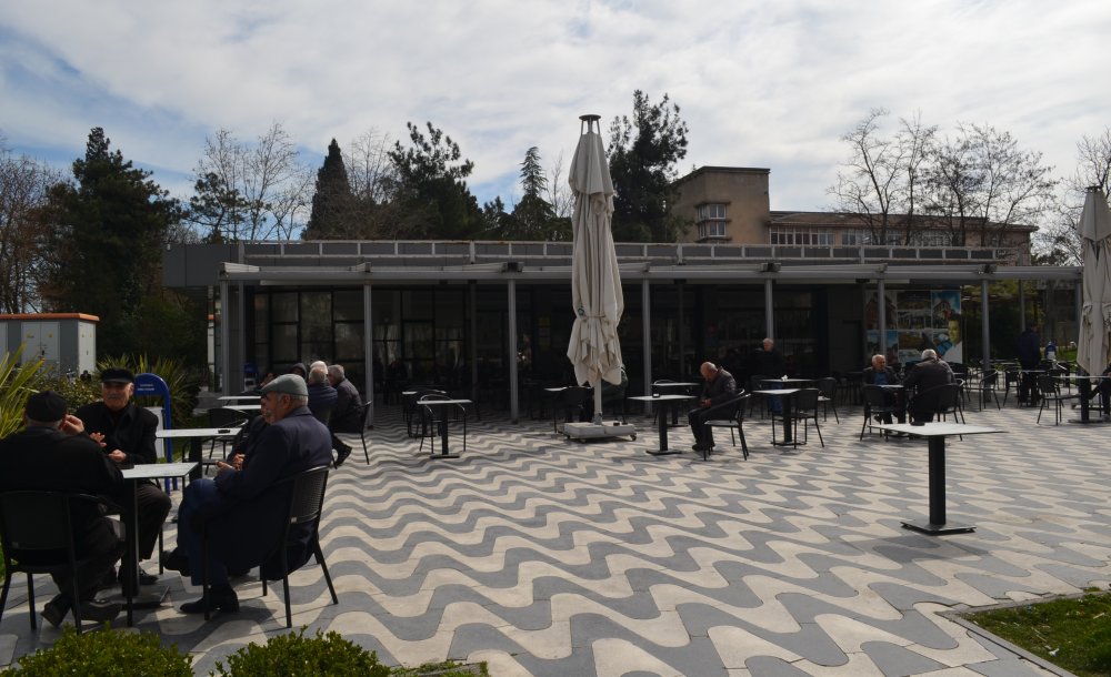 Atatürk Park Kafe Arıza Nedeniyle Kapatıldı 