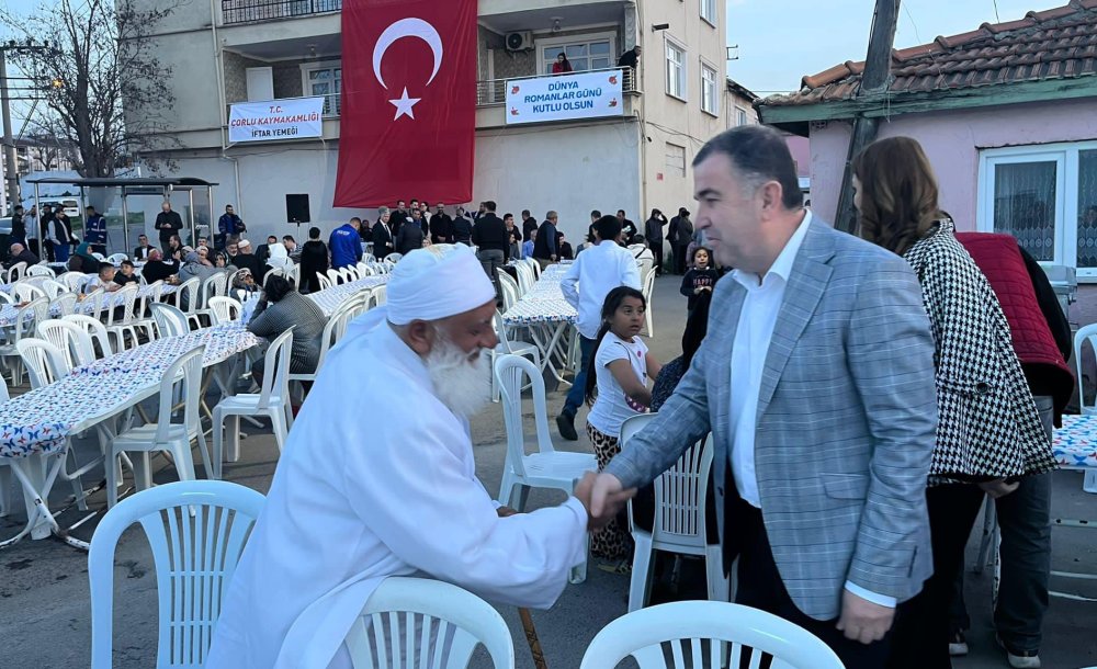 Çorlu Kaymakamlığı Kore Mahallesi'nde İftar Düzenledi