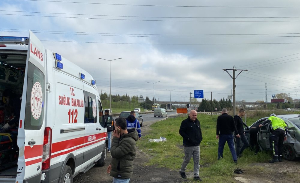 Fatih Caddesi'nde Meydana Gelen Kazada Sürücü Yaralandı 