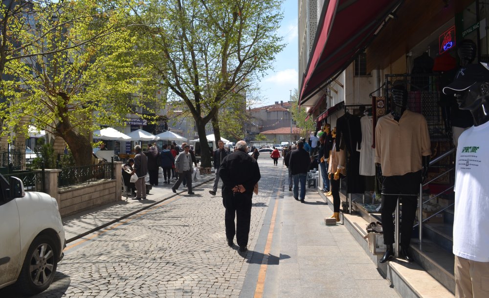 3 Günlük Bayram Sona Erdi, Esnaf Çalışmaya Başladı 