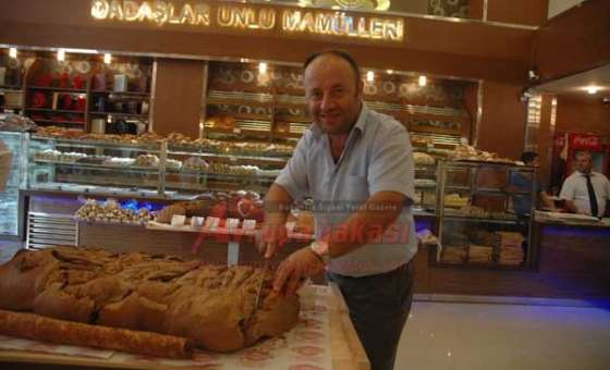 Dadaşlar`dan Ata Ekmeği`nden Sonra Atom Balina Ekmeği