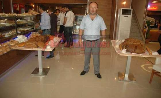 Dadaşlar`dan Ata Ekmeği`nden Sonra Atom Balina Ekmeği