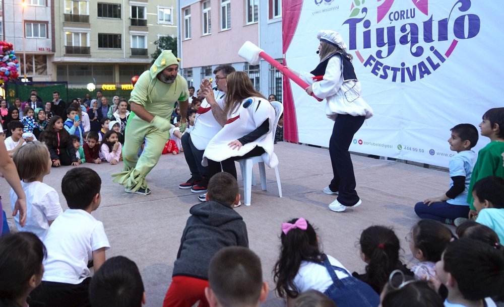 Çorlu'da Tiyatro Festivali