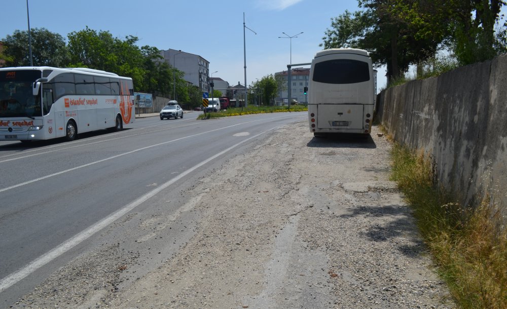 Çırak Bayırındaki Bu Yola Vatandaş Tepkili