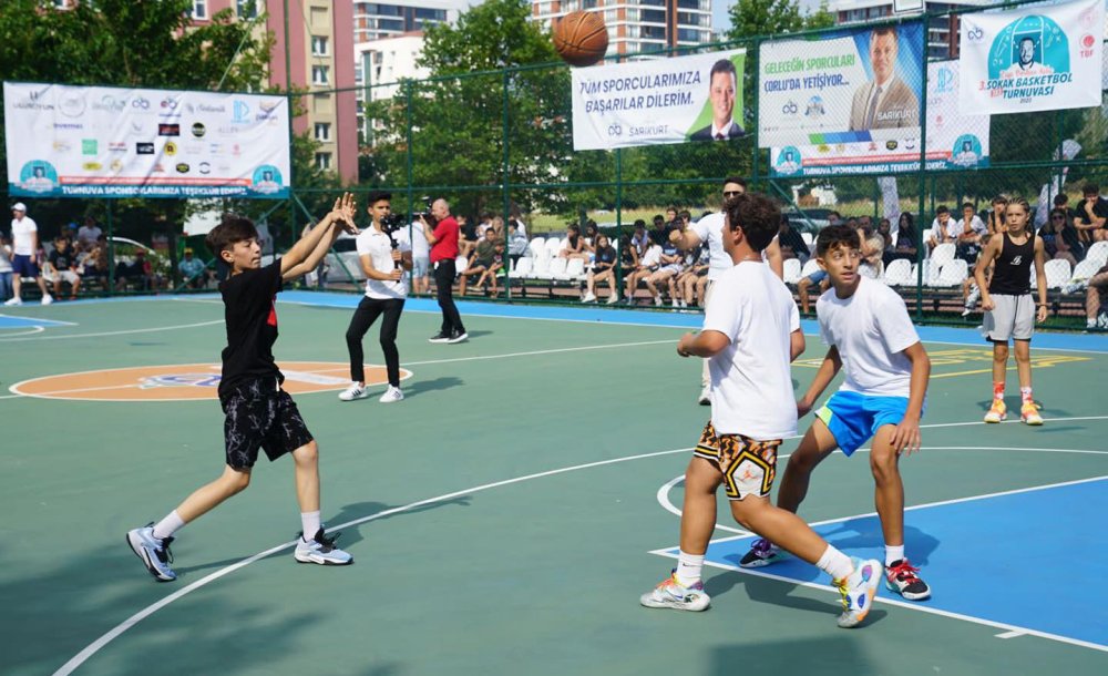 Basketbol Turnuvasına Gençlerin İlgisi Yoğun Oldu 