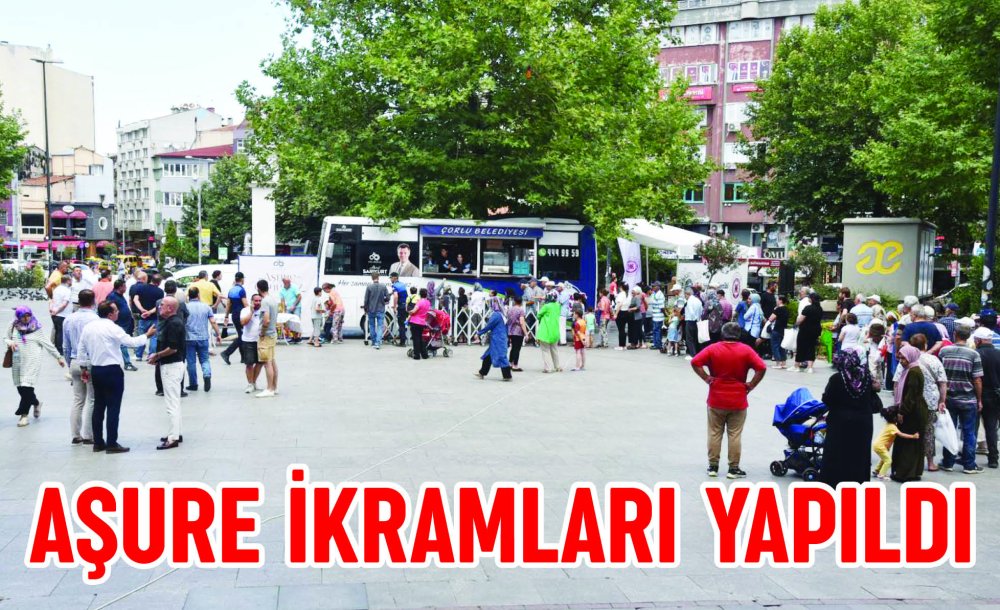 Aşure İkramları Yapıldı 