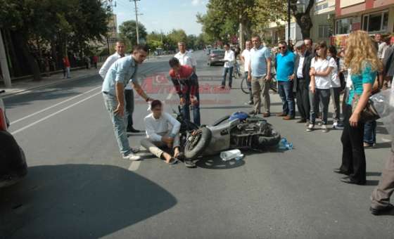 Çorlu`da Motosiklet Kazası 2 Yaralı