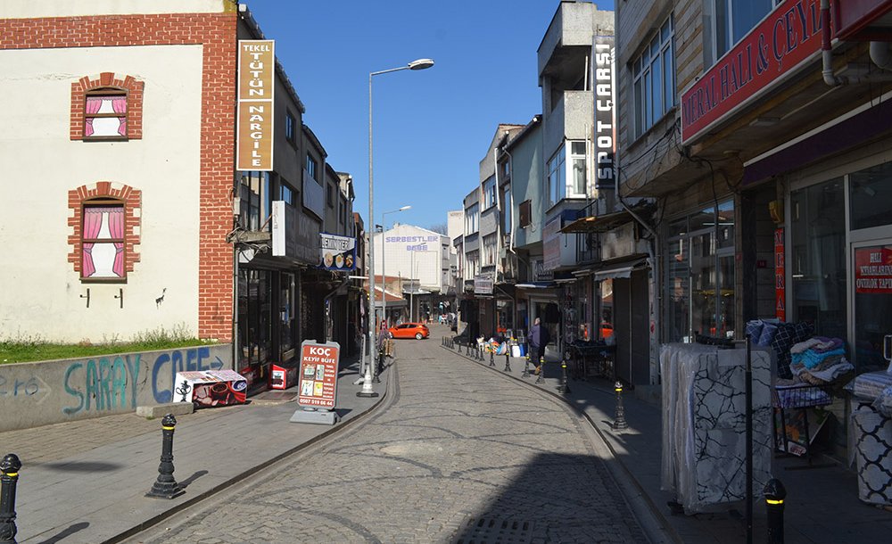 Saray Caddesi Yine Kaldı!