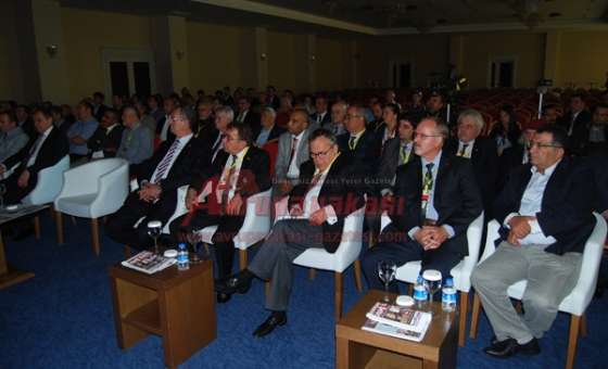 Tekirdağ Valisi Ali Yerlikaya Gazeteciler Federasyonu`nun Toplantısına Katıldı