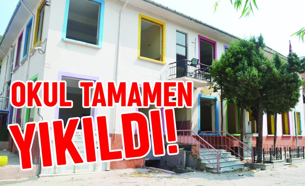 Okul Tamamen Yıkıldı!