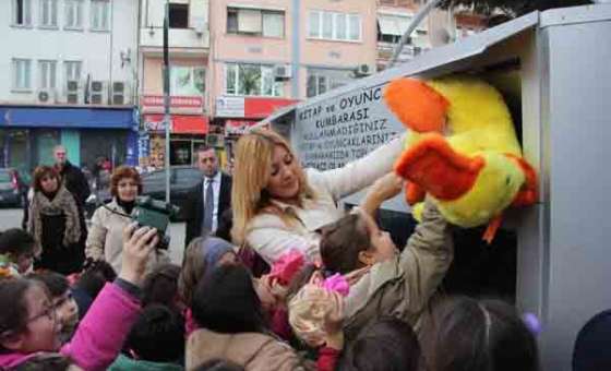 Kendileri Küçük Gönülleri Büyük