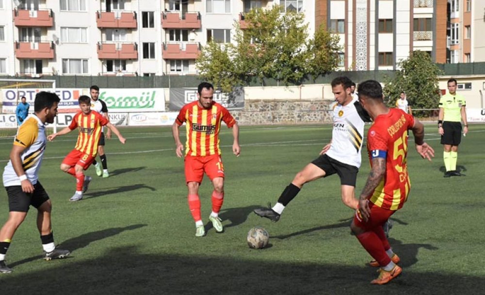 Seyircisiz Oynanan Maçı Çorluspor 1947 Kazanmayı Bildi  