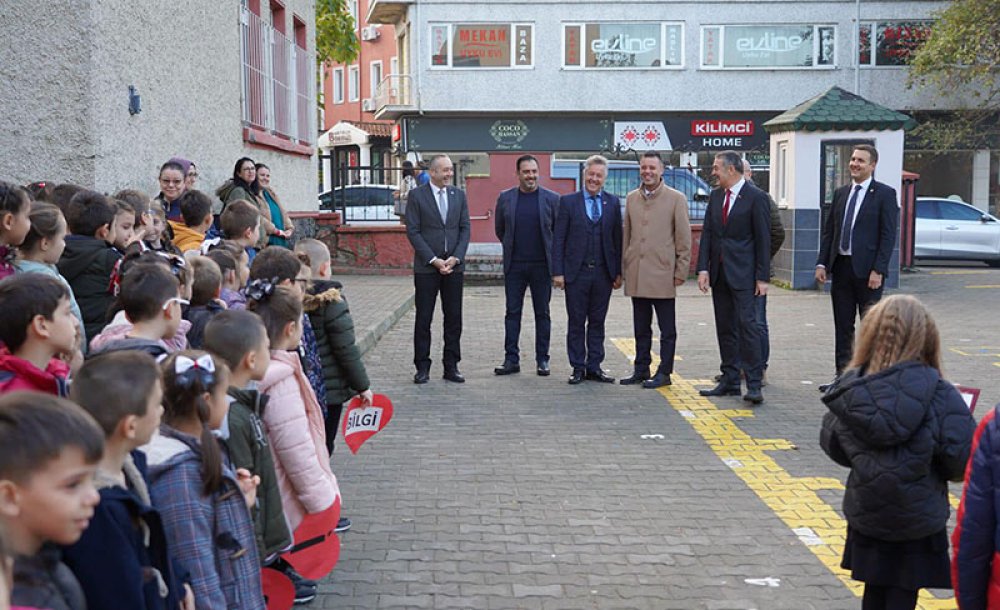 “Yeri Versinler, Öğretmen Evi'ni Biz Yaparız”